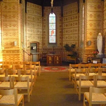 ホテル Chaityfontaine